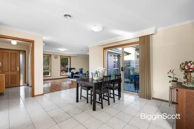 Sixth view of Homely townhouse listing, 1/532 Waverley Road, Mount Waverley VIC 3149