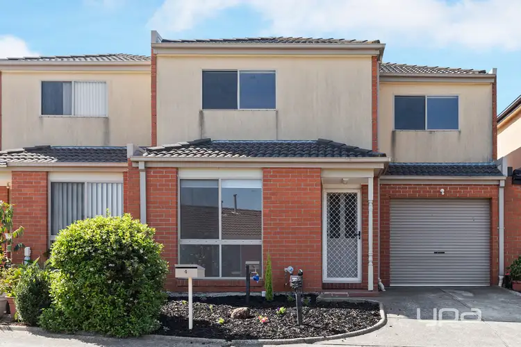 4/7 Topaz Place, St Albans VIC 3021