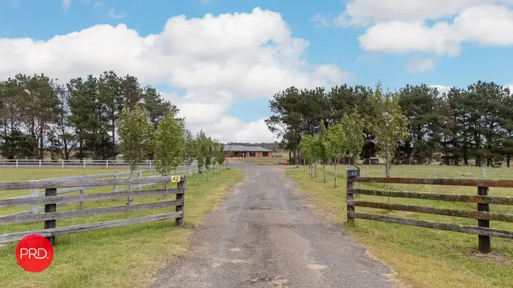 42 Burrabinga Road, Tarago NSW 2580