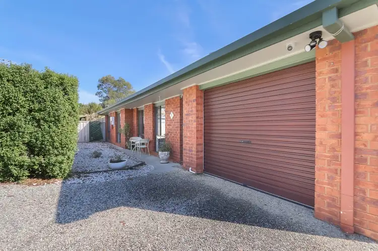2/8 McEwen Crescent, West Wodonga VIC 3690