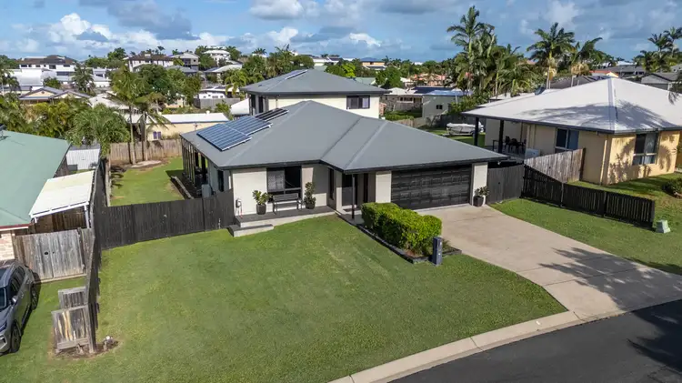 8 Spinks Court, Eimeo QLD 4740