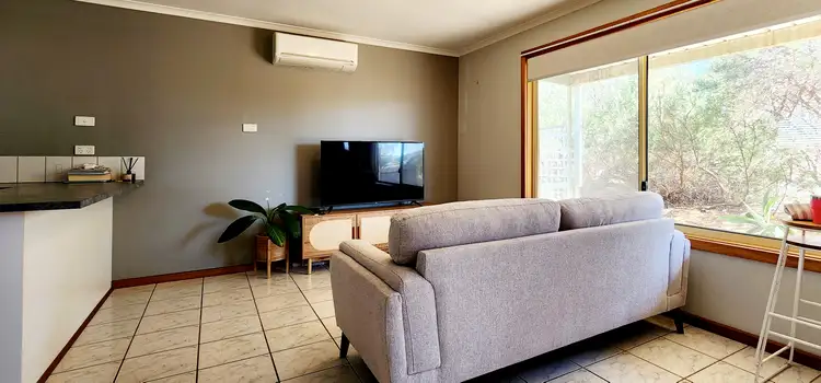 1/16 Mudge Terrace