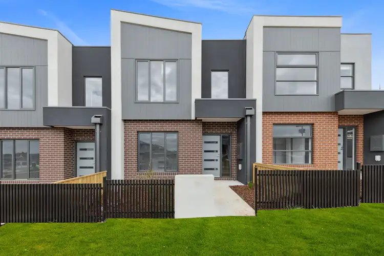 94 Carnival Boulevard, Berwick VIC 3806