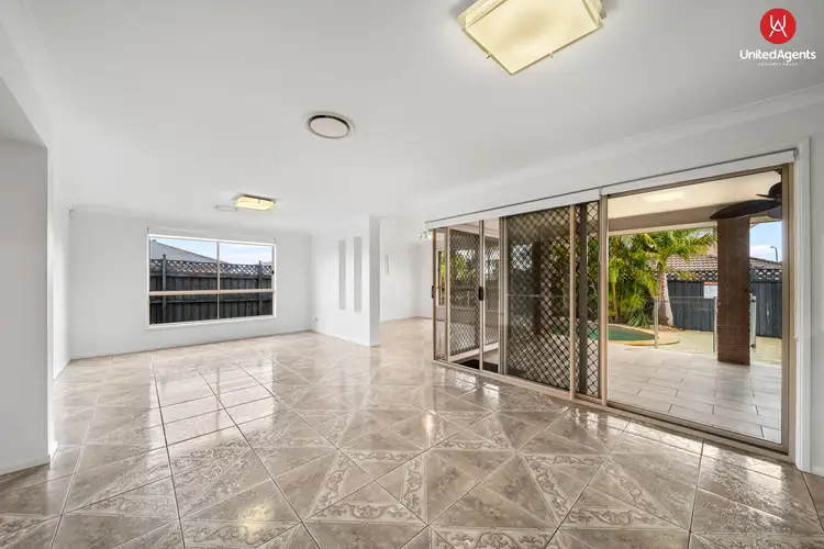 Fifth view of Homely house listing, 11 Graziers Way, Carnes Hill NSW 2171