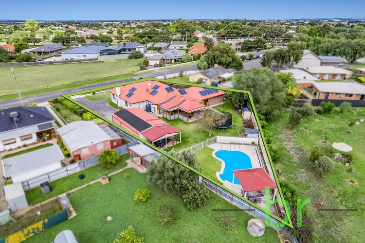 5 Flinders Avenue, Lara VIC 3212