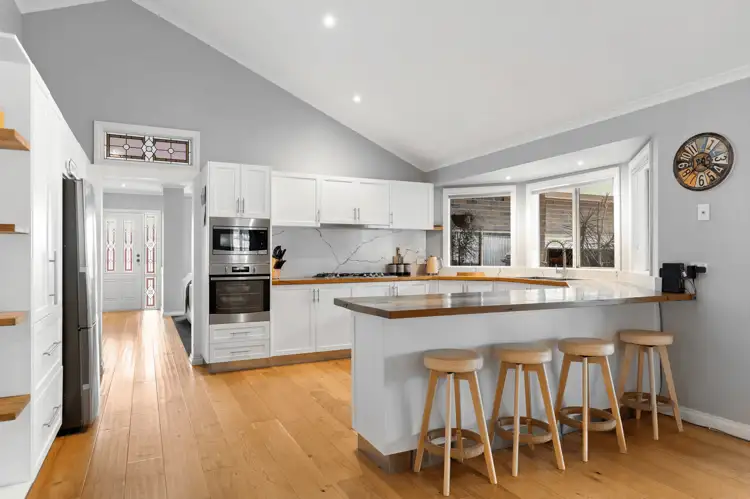 Third view of Homely house listing, 4 Wirilda Court, Sunbury VIC 3429