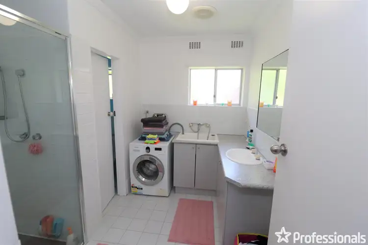 Sixth view of Homely house listing, 17/2 Benjamin Street, Armadale WA 6112