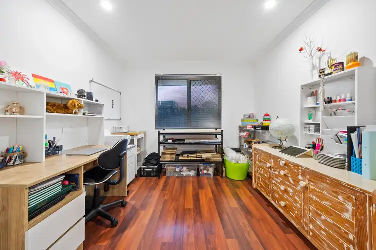 Sixth view of Homely house listing, 4 Gilbert Court, Hillcrest QLD 4118