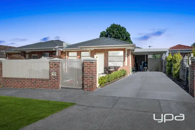 Main view of Homely unit listing, 17B Cowper Avenue, St Albans VIC 3021