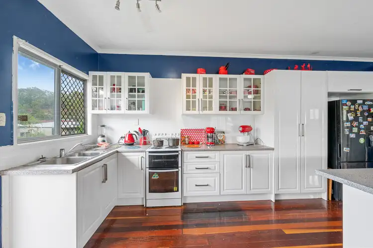 Second view of Homely house listing, 5 John Dory Drive, Toolooa QLD 4680