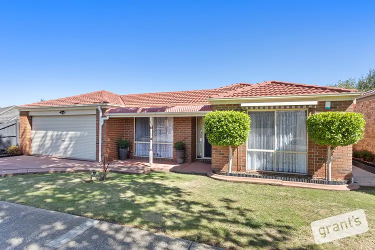 Second view of Homely house listing, 4 Carroll Court, Narre Warren VIC 3805