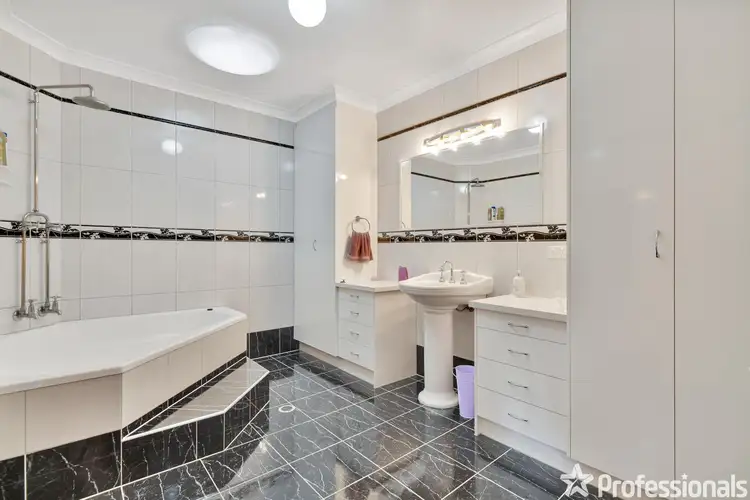 Sixth view of Homely house listing, 32 Chanel Court, Wulkuraka QLD 4305