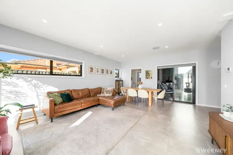 1/59 Rosala Avenue, Altona North VIC 3025