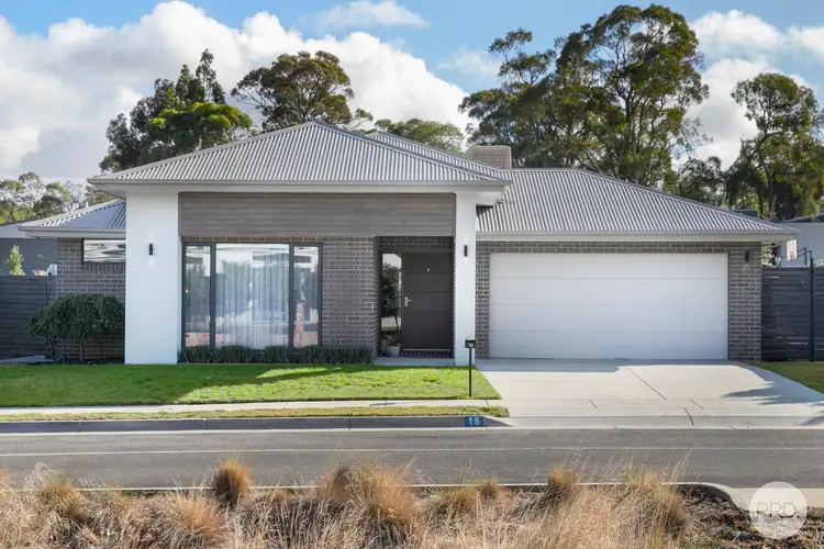 16 Boyd Court, Canadian VIC 3350