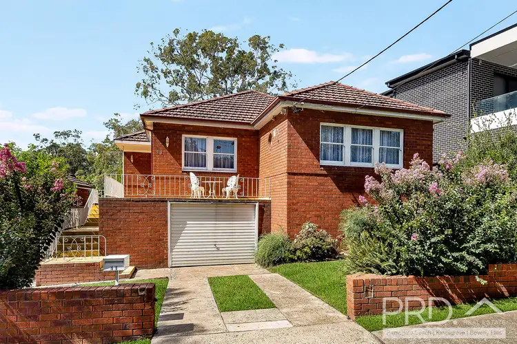 11 Tarrilli Street