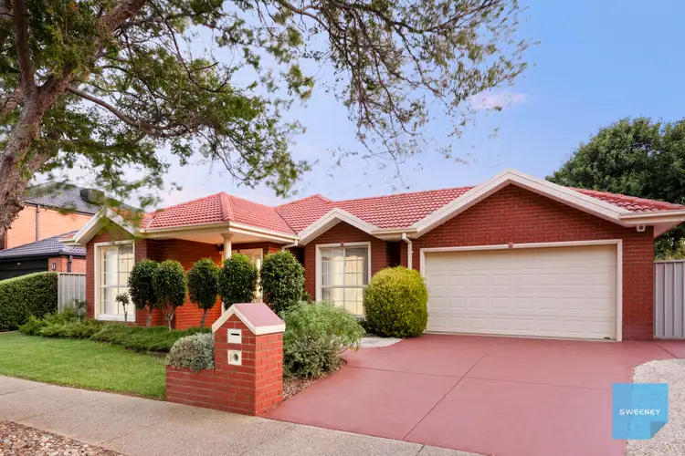 Second view of Homely house listing, 10 Jackson Place, Caroline Springs VIC 3023