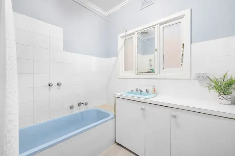 Fifth view of Homely unit listing, 1/4 Matthews Court, Ferntree Gully VIC 3156