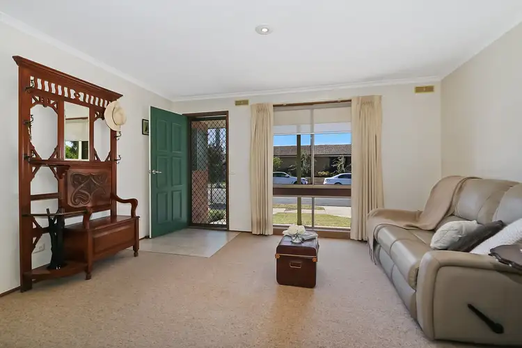 Second view of Homely townhouse listing, 2/267 Lawrence Street, Wodonga VIC 3690