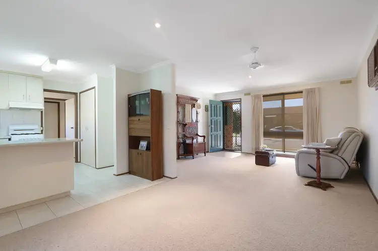 Third view of Homely townhouse listing, 2/267 Lawrence Street, Wodonga VIC 3690