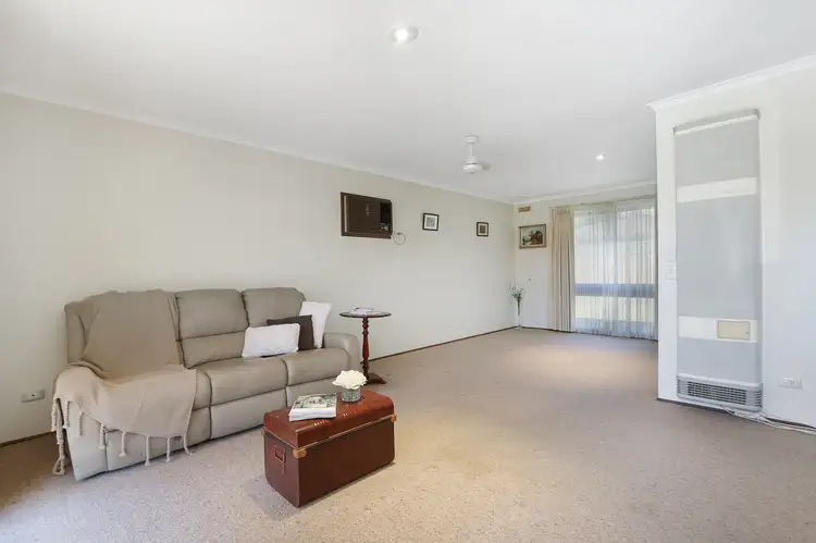 Fifth view of Homely townhouse listing, 2/267 Lawrence Street, Wodonga VIC 3690
