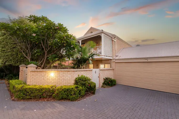 6/15 Macleod Road, Applecross WA 6153