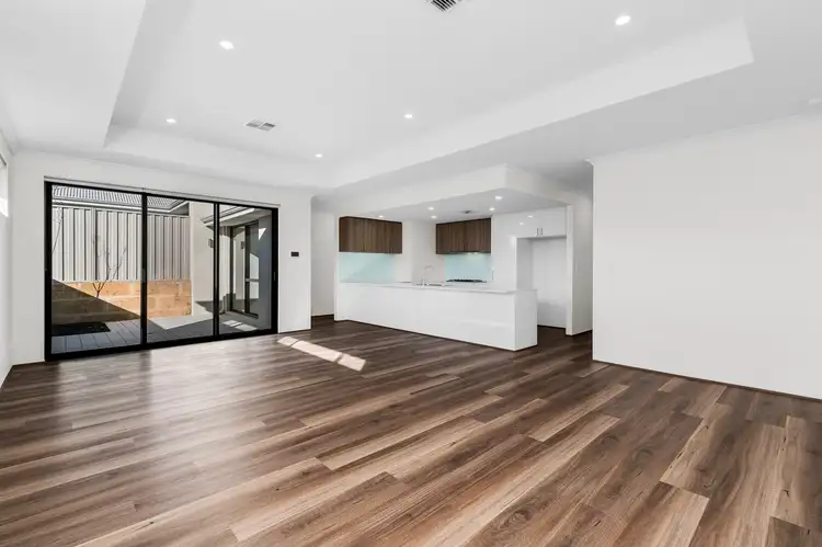18 Brooks Street, Kalamunda WA 6076