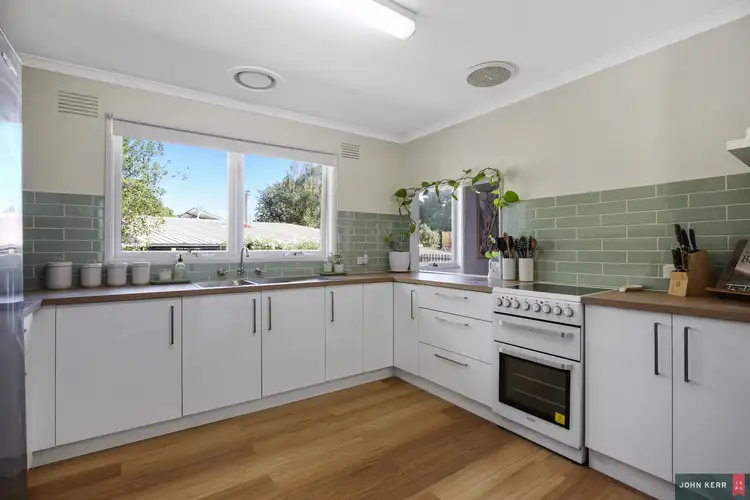 Sixth view of Homely house listing, 10 St Gwinear Court, Rawson VIC 3825