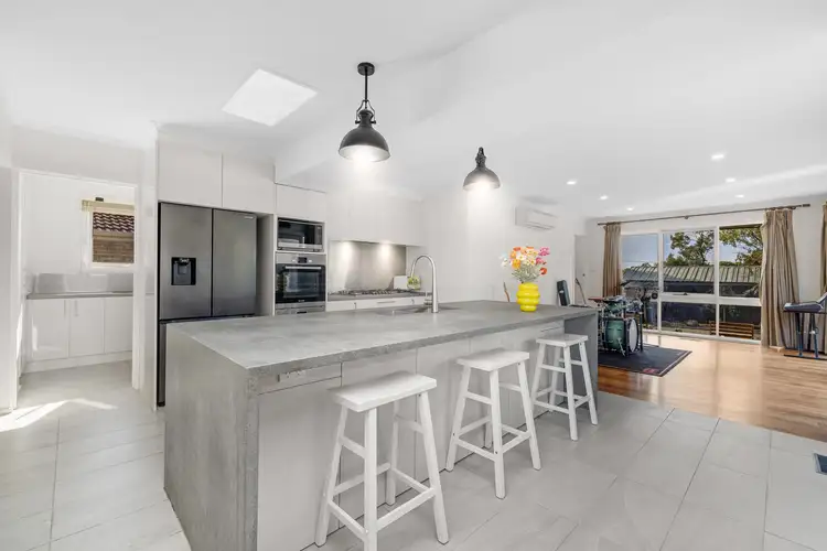 Fourth view of Homely house listing, 10 Kent Street, Knoxfield VIC 3180