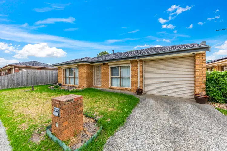 Second view of Homely house listing, 2/8 Franks Way, Cranbourne North VIC 3977