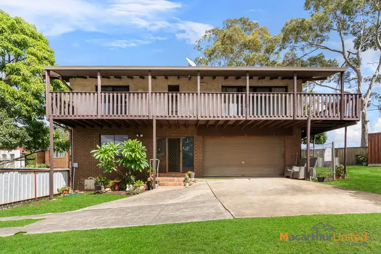 8 Paraka Place, Bradbury NSW 2560