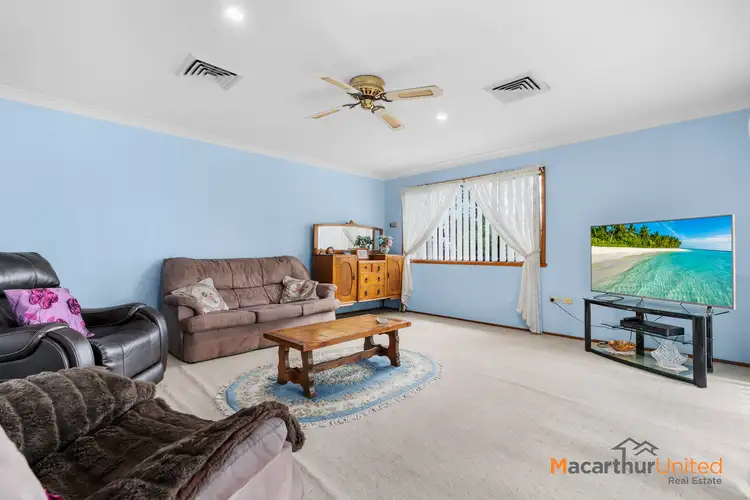 Fourth view of Homely house listing, 8 Paraka Place, Bradbury NSW 2560