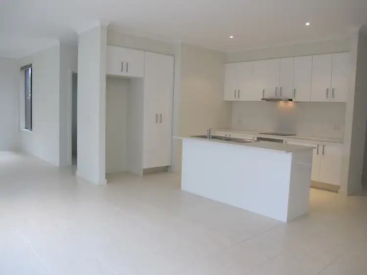2/29 Dunstan Street