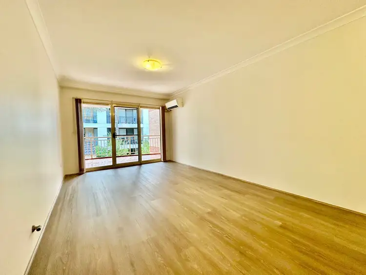 Main view of Homely unit listing, 12/24-26 Fourth Avenue, Blacktown NSW 2148