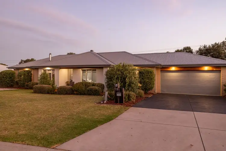13 Everton Drive
