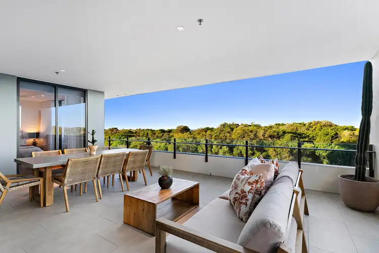 302/21 Kombi Street, Bokarina QLD 4575
