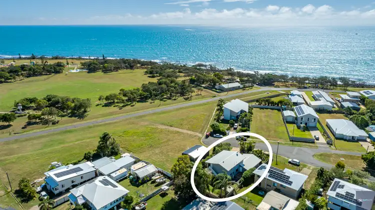 3 Byron Street, Burnett Heads QLD 4670