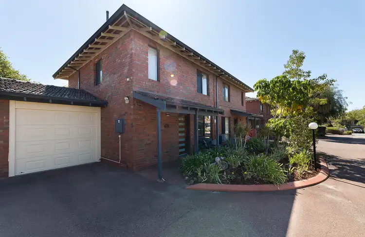 11/79 Macleod Road