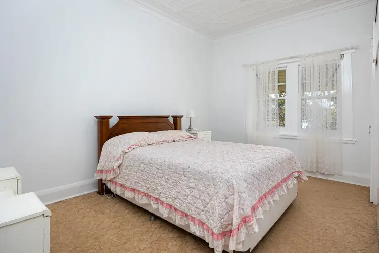 Fifth view of Homely house listing, 202 DeBoos Street, Temora NSW 2666