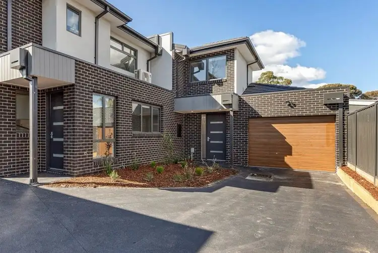3/3 Ovens Court, Sunbury VIC 3429