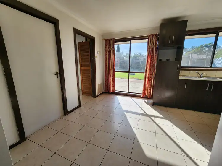 Fifth view of Homely house listing, 11 Derwent Court, Thomastown VIC 3074
