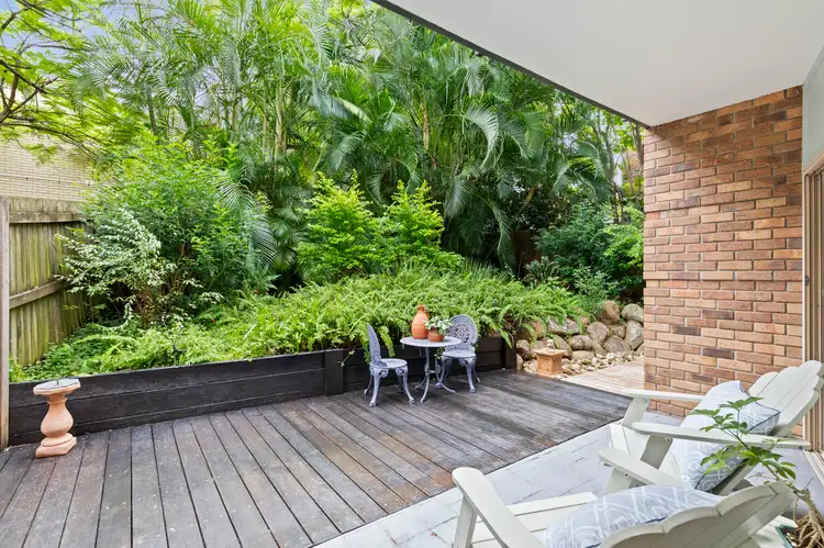 2/7 Explorer Street, Toowong QLD 4066