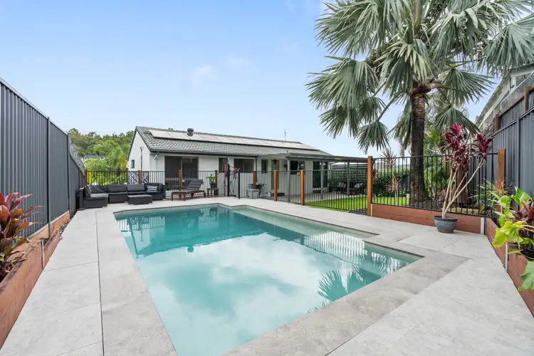 16 Dawnann Court, Carrara QLD 4211