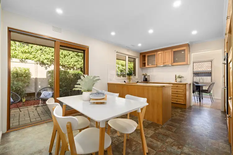Sixth view of Homely house listing, 2 Lotus Crescent, Mulgrave VIC 3170
