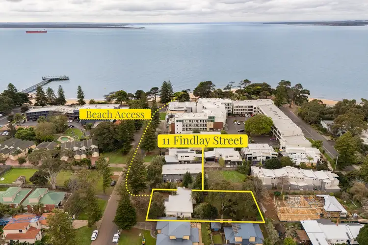 11 Findlay Street, Cowes VIC 3922