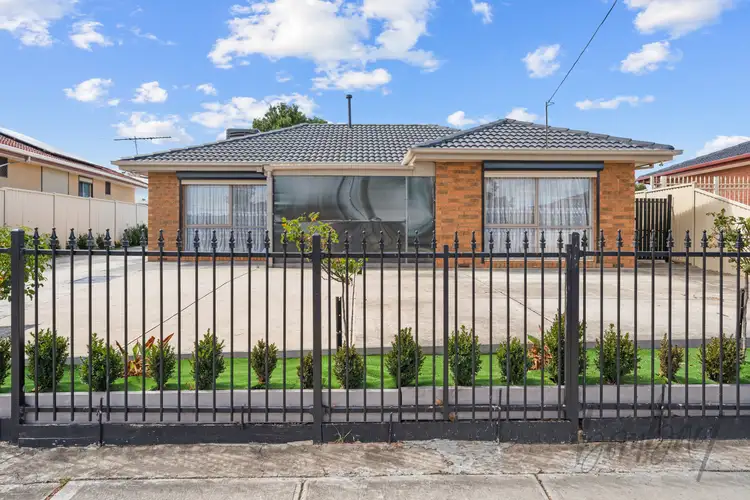 119 Rokewood Crescent, Meadow Heights VIC 3048