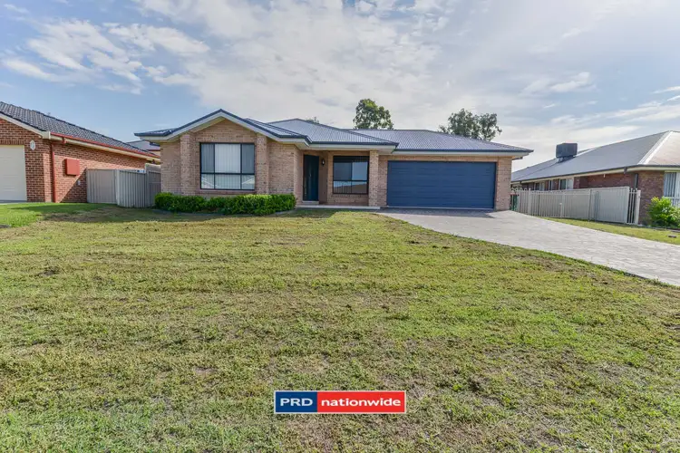 Main view of Homely house listing, 27 Warwick Road, Tamworth NSW 2340