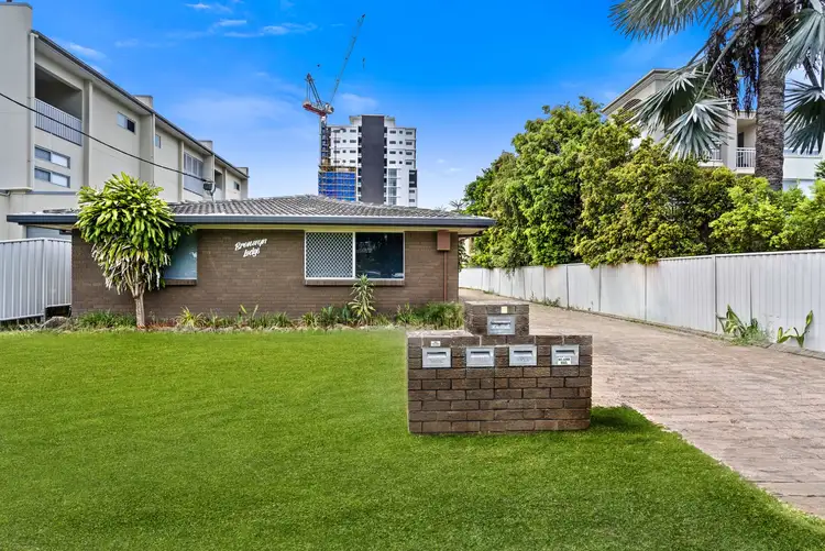 2/9 Dalpura Street, Chevron Island QLD 4217