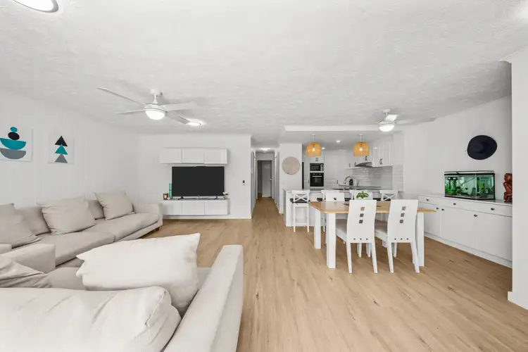 Fifth view of Homely apartment listing, 2/8-16 Dalpura Street, Chevron Island QLD 4217