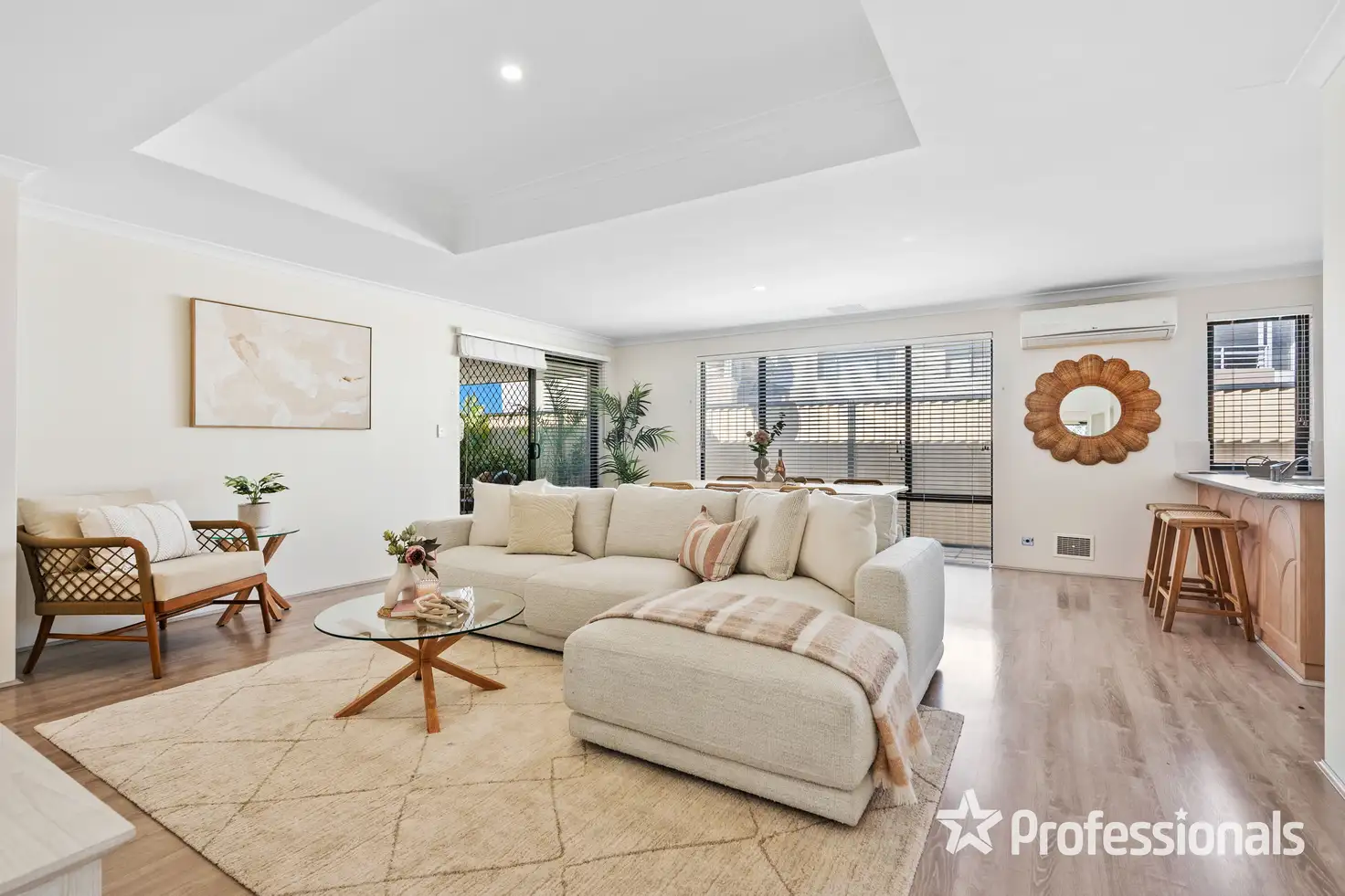Main view of Homely house listing, 2/28 Beechboro Road, Bayswater WA 6053