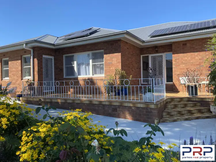 1 Belmore Avenue, Parkes NSW 2870